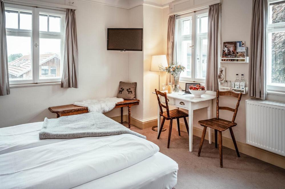 Allgaeuer Genusshotel Und Historischer Dorfgasthof Hirsch ลอยท์เคียร์ช อิม อัลล์กอย ภายนอก รูปภาพ